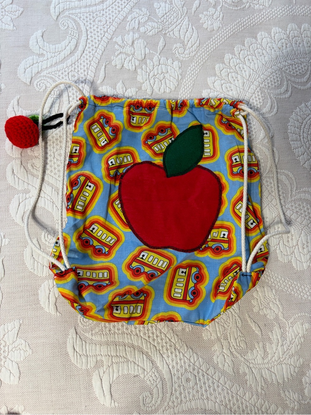 Kids Apple Drawstring appliqued Backpack - like new Back to School